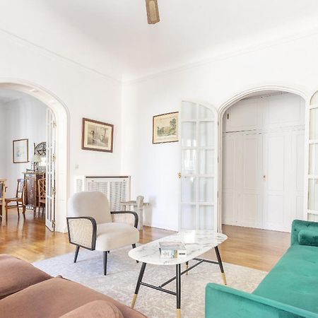 Apartamento Paseo Del Prado II En Madrid Kültér fotó