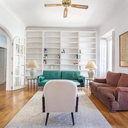 Apartamento Paseo Del Prado II En Madrid Kültér fotó