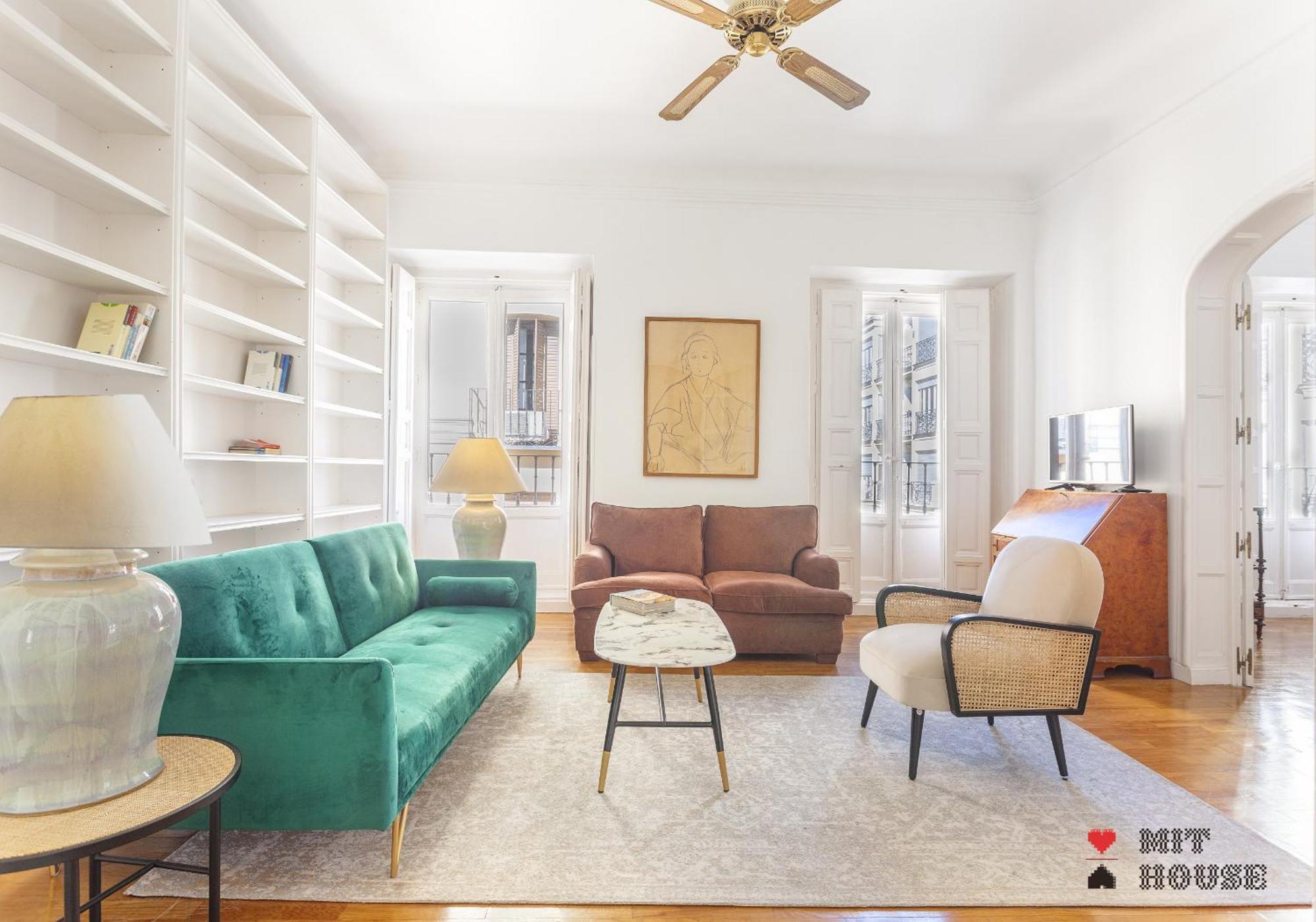 Apartamento Paseo Del Prado II En Madrid Kültér fotó