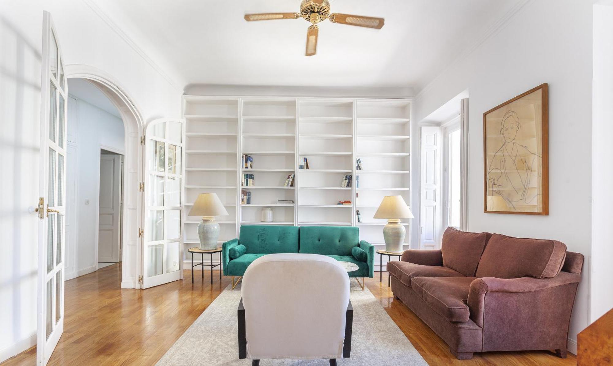 Apartamento Paseo Del Prado II En Madrid Kültér fotó